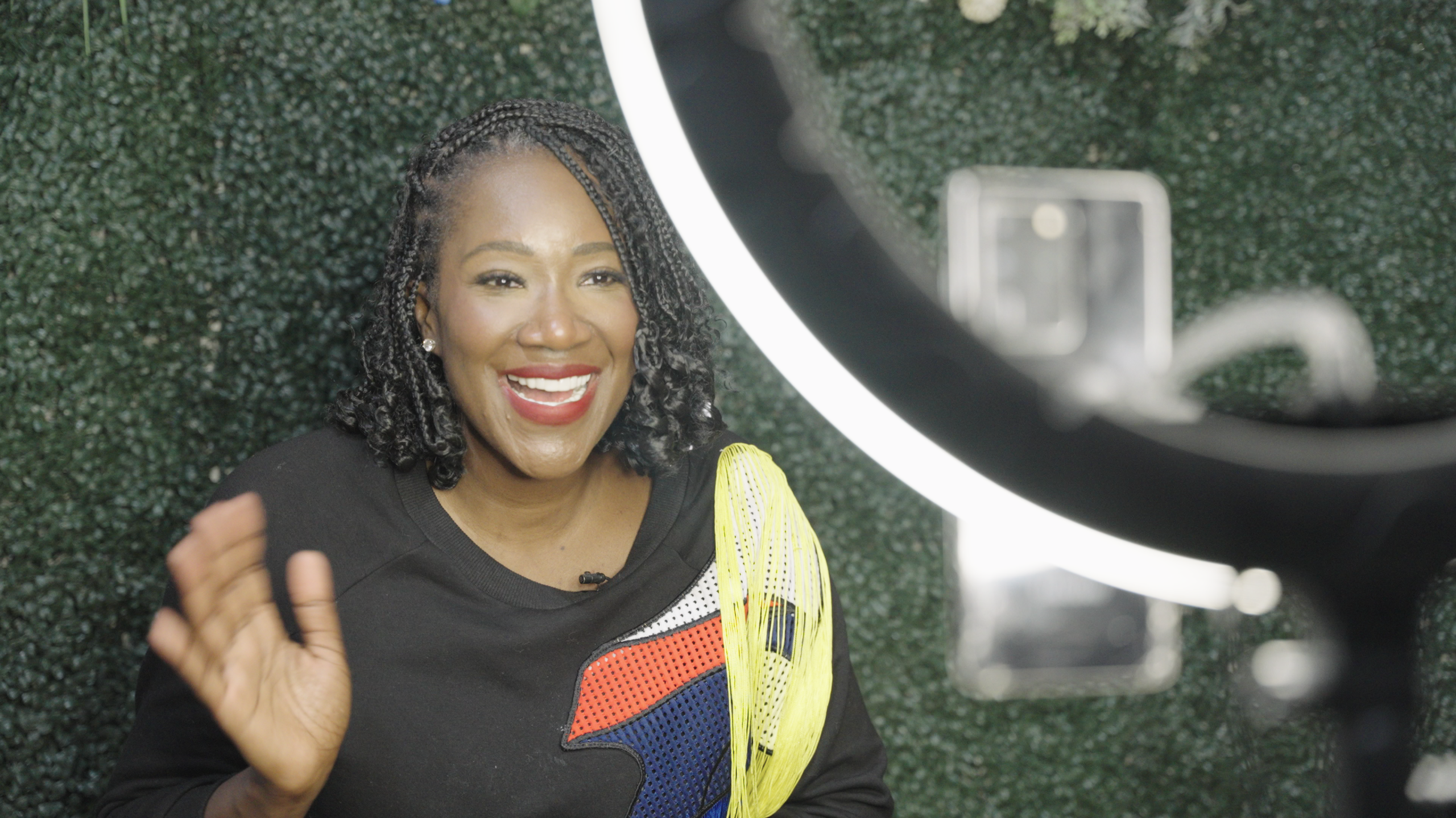 Using the Hottest Hashtags to Get Seen - course featured image